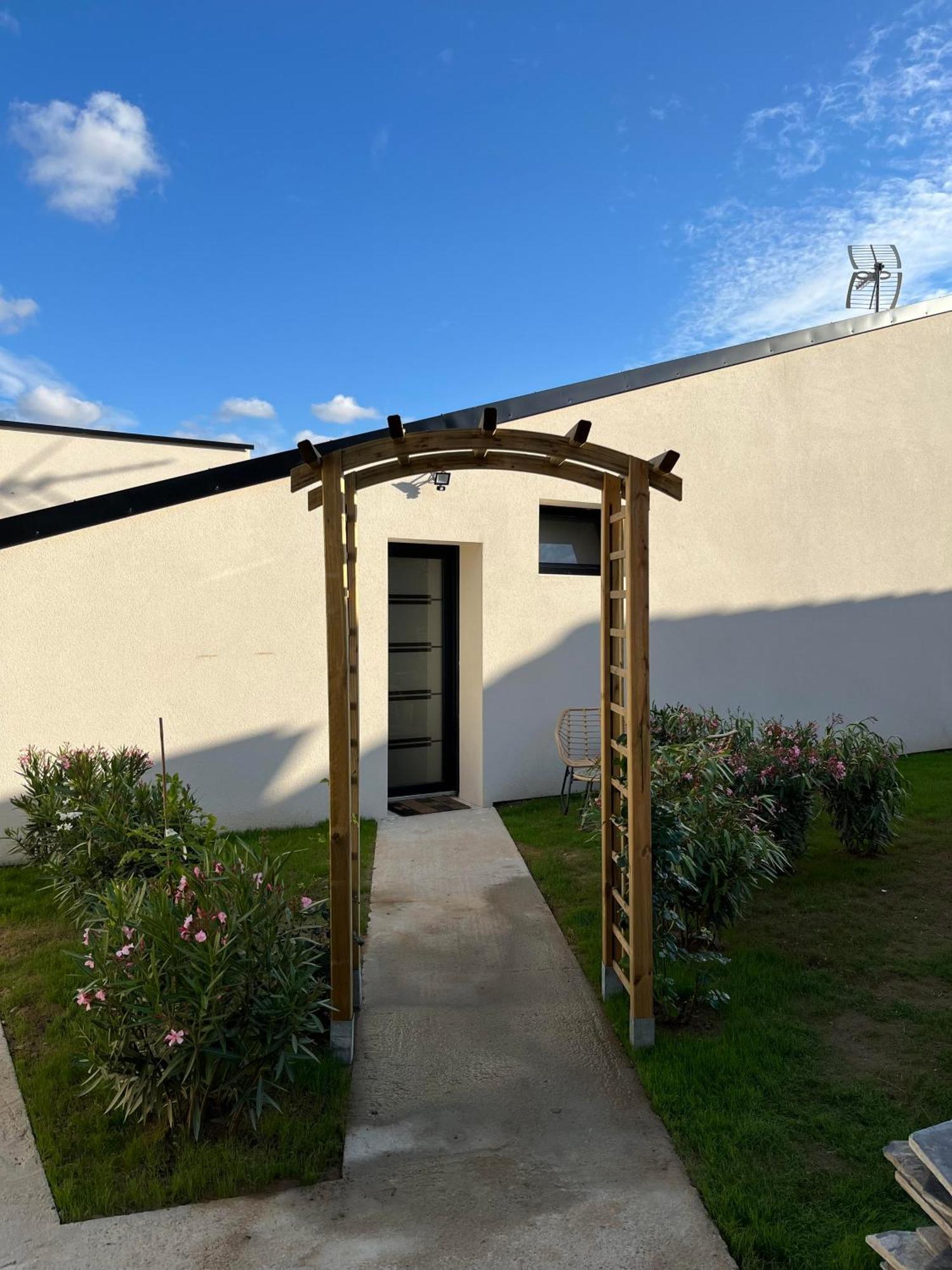 Independante Avec Jardin - 100m De La Langrune-sur-Mer